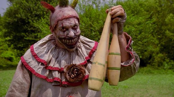 john-carroll-lynch-twisty-the-clown-american-horror-story-freak-show-amanda-says-ftr