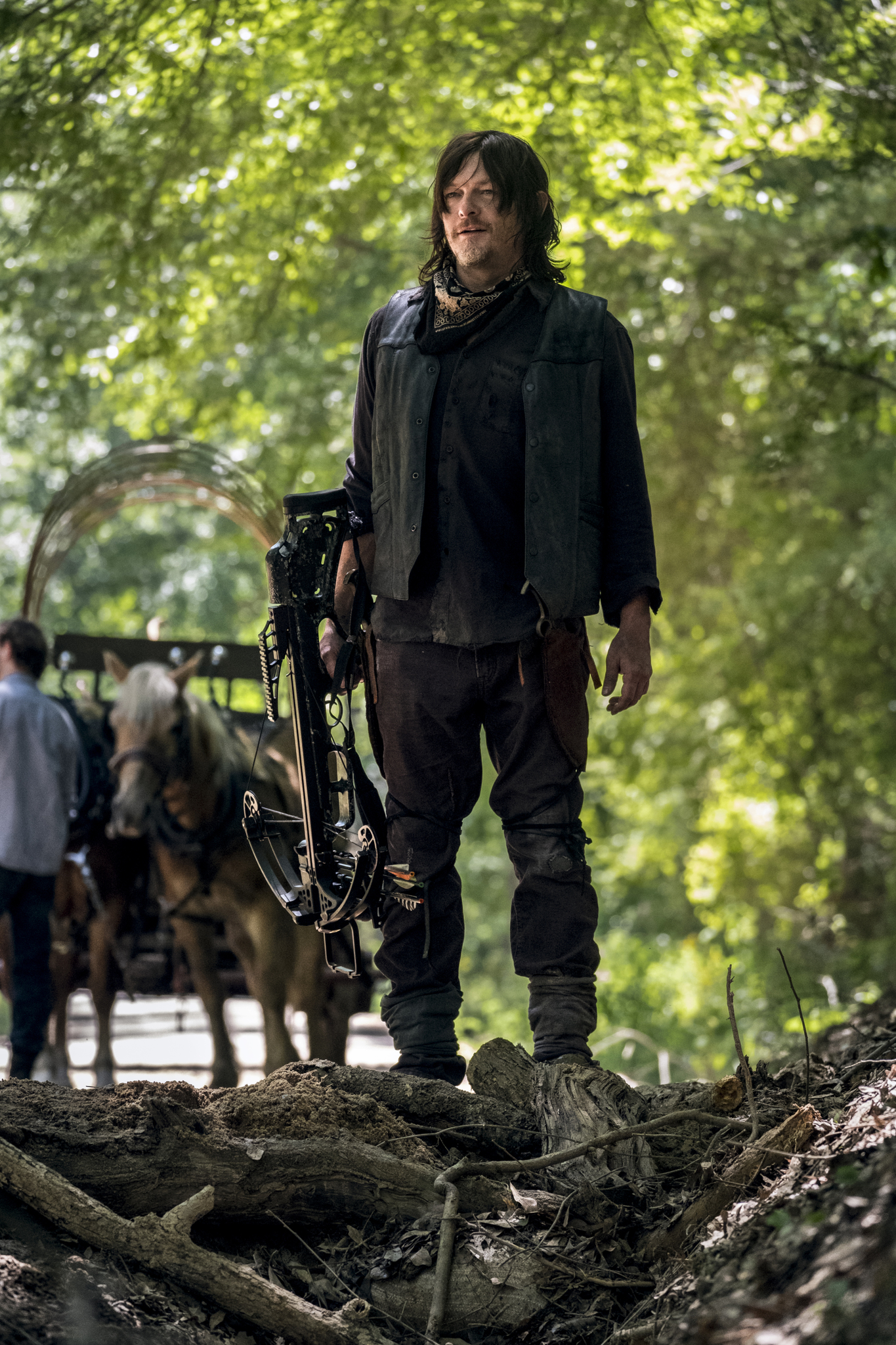 THE WALKING DEAD Might Be Making Daryl a Villain_1