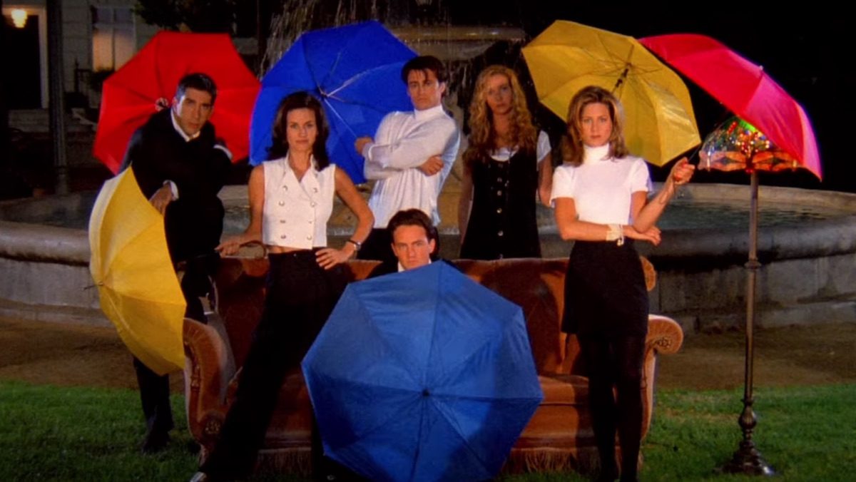 The cast of the massive NBC hit series Friends, in a promo photo from the series' original run