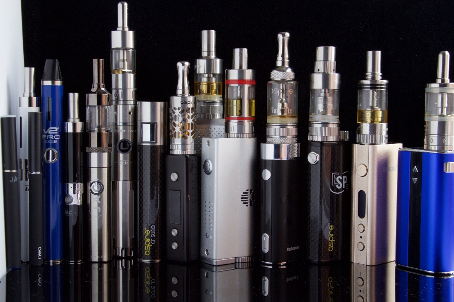 Lungs of those who died from vaping-related injuries look like they came into contact with poison