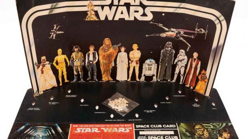 Back in 1977, kids got this piece of cardboard which was a sort of placeholder until the real Star Wars toys were shipped the next year.