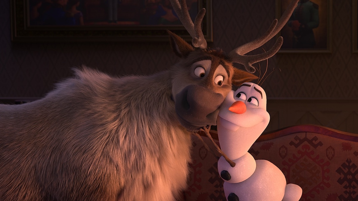 Olaf hugs Sven in Frozen 2