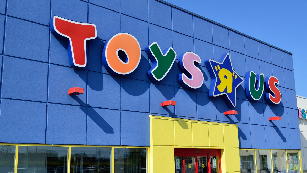 The new business model for Toys R Us is based on giving kids experiences with toys sold by other retailers.