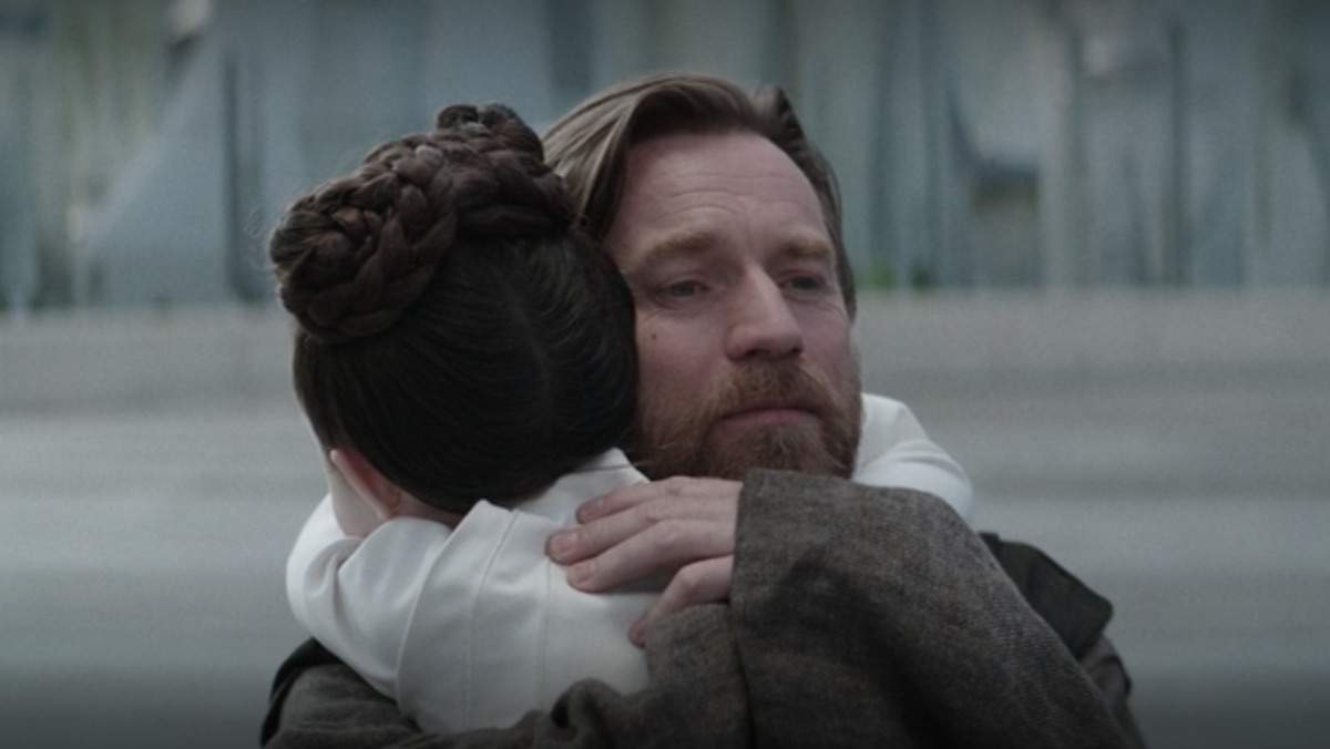 Obi-Wan Kenobi hugs little Leia Organa