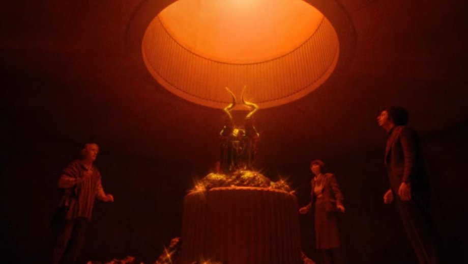 OF CURIOSITIES' Scariest and Most Shocking Moments Nerdist