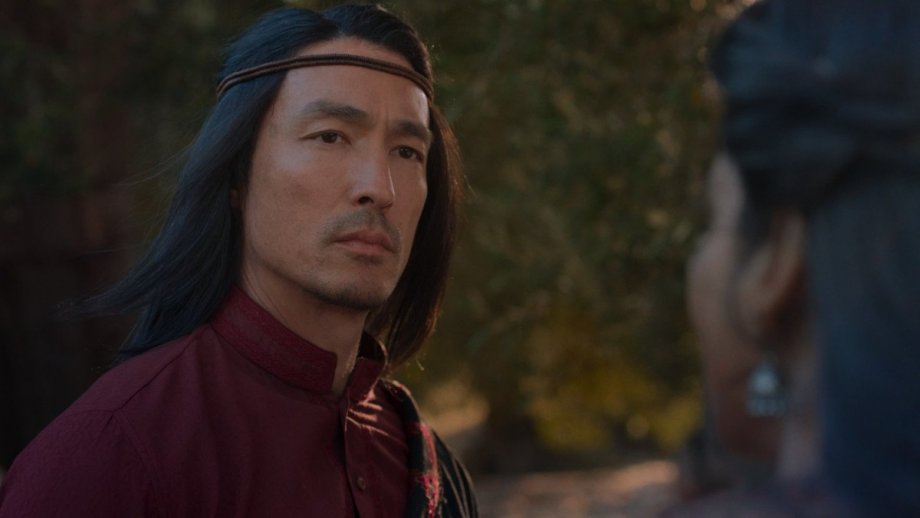 What Lan Letting His Hair Down in THE WHEEL OF TIME Season 2 Means