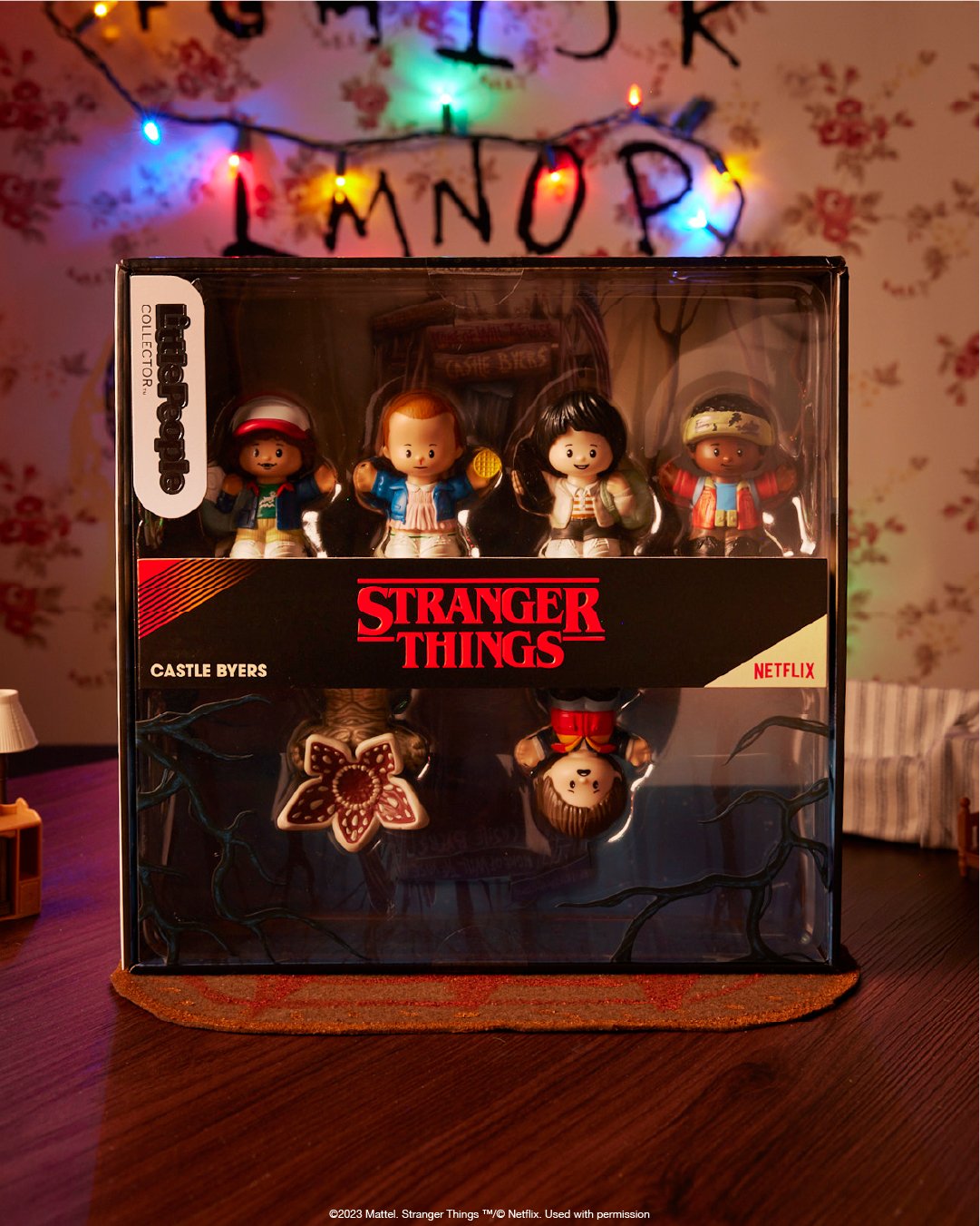 Little People Collector Stranger Things: Scoops Troop Special Edition Holiday Set 1