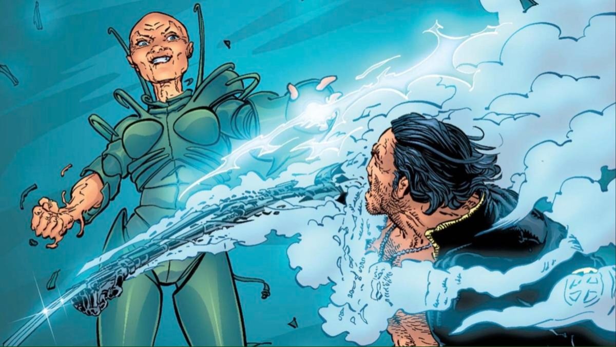 Cassandra Nove, Xavier's evil twin, battles Wolverine in 2002's New X-Men. Art by Frank Quitely. 