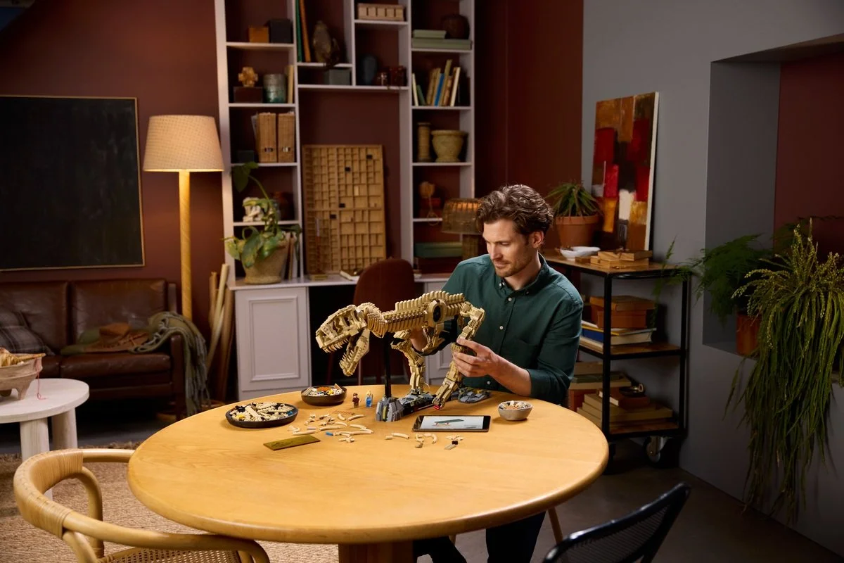 The LEGO Jurassic World T-rex build being put together.