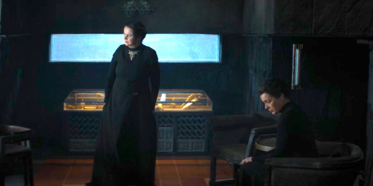 Valya Harkonnen Emily Watson hand in pocket dune prophecy